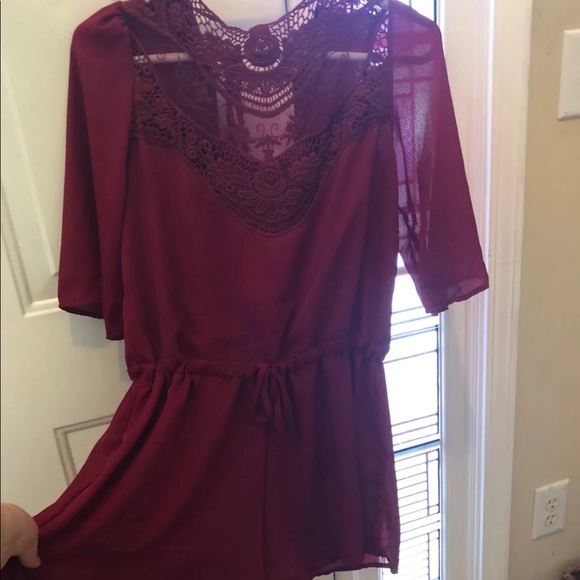 Red romper - Picture 2 of 2